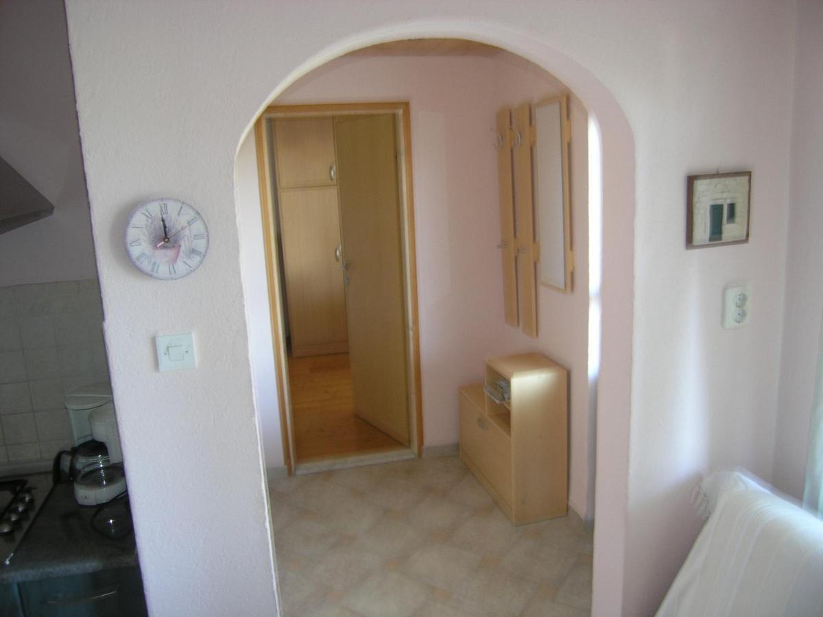 Apartment Viktoria Klenovica Esterno foto